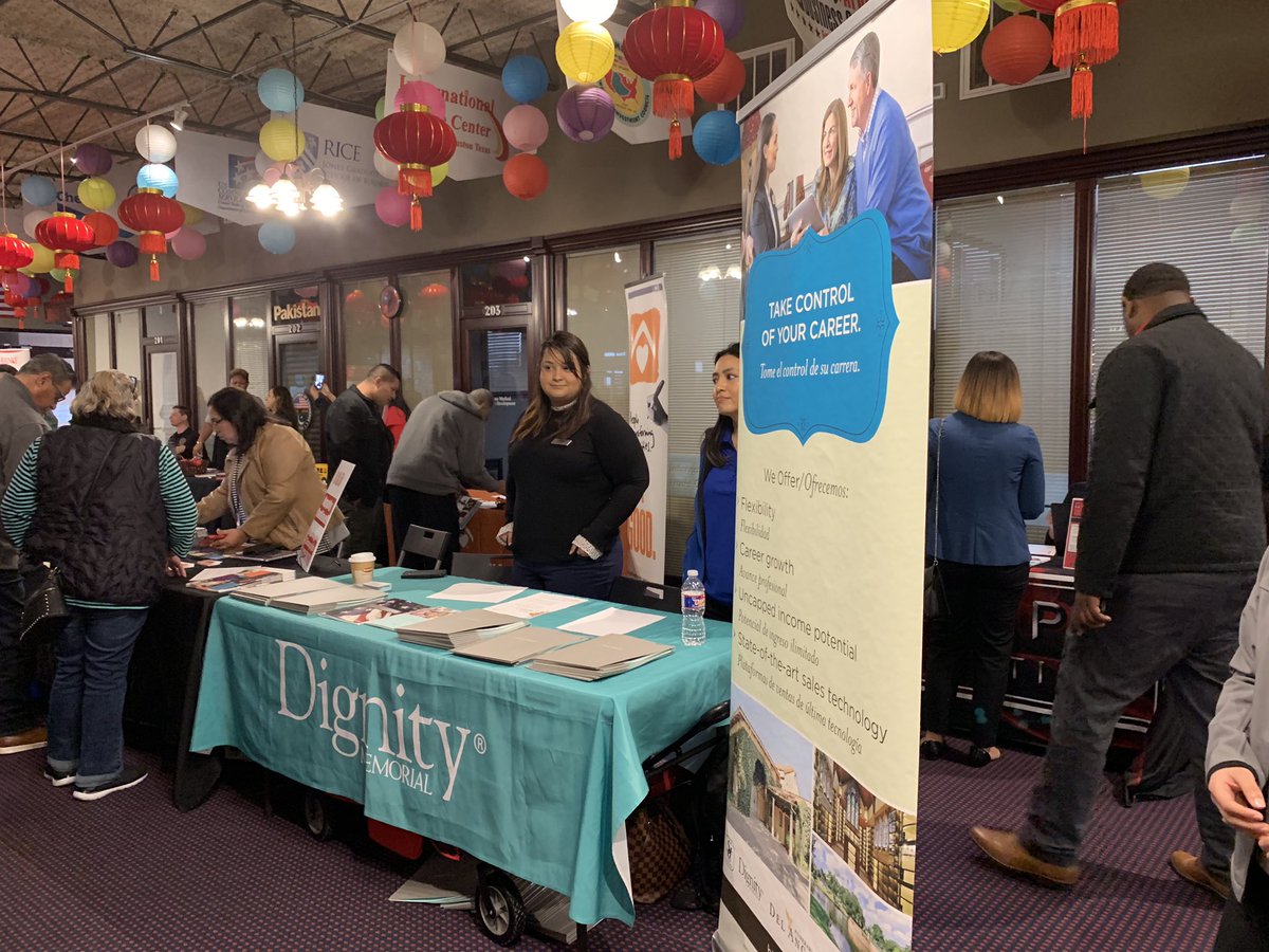 BorrisLMiles's tweet photo. The #Alief #JobFair is underway. There are more than 1000 #jobs up for grabs. Do you need a job? Come to the International Trade Center today. The job fair ends at 1pm #TXSD13 #txlege #hounews cc: @AframNews @ForwardTimes @harrisdemocrats @houstonstyle https://t.co/nGm4xNCIRR