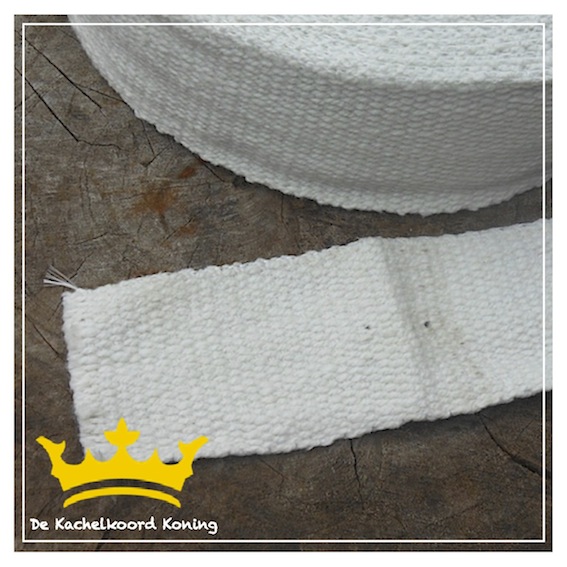Koordkoning's tweet photo. Nieuw binnen: glasvezelband van 100 x 3 mm. Beschermende isolatielaag voor buizen en kabels, expansievoegen, hoge temperatuur pakkingen en afdichtingen. Versterkt met rvs draad. Geschikt tot 1260°C. https://t.co/R4yhmCdbeB https://t.co/8eoCGDWozL