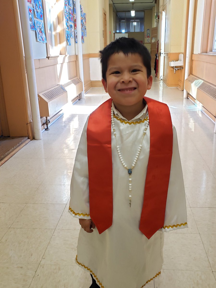 spsdanbury's tweet photo. @spsdanbury - So many dreams today...  From priest to principal and everything in between!🎶🎨🙏👨‍🌾👩‍🍳👮‍♂️👩‍🚀   @CathSchoolsDOB @StPeterDanbury1 https://t.co/0k2HlKh3QG