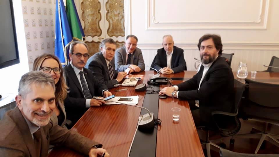 AnciLiguria's tweet photo. Questa mattina a #Roma l’incontro dei presidenti #Federsanita' Anci regionali con la presidente nazionale #TizianaFrittelli e il presidente del Consiglio nazionale @comuni_anci @enzobianco_, accompagnato dai responsabili area Welfare #LucaPacini e Anci regionali #FabrizioClementi https://t.co/v9GEJ8Y44e