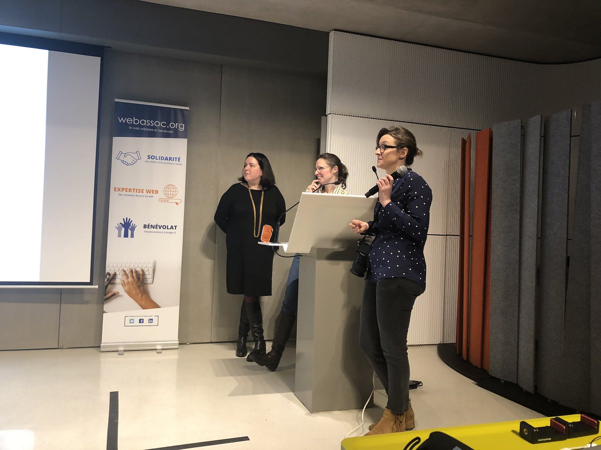 Conclusion de la journée #waday avec @WebassocOrg, une partie des bénévoles de la journée et <a href="/raphm/">_Mw@n1k1</a>