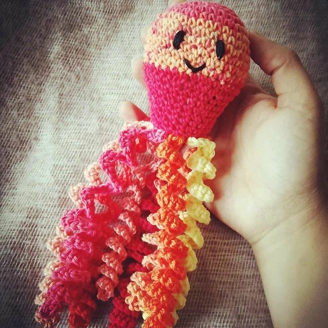 PanierAugustine's tweet photo. Poulpinette
Doudou pour bébés prématurés !!!
.
.
.
.
.
.
.
.
.
.
.
#crochetfun #poulpe #octopus #prematurebaby #crochet #panieraugustine #prematurebabycreation
#coton #cotton #etsy #etsyshop https://t.co/DC8kWWlIpc