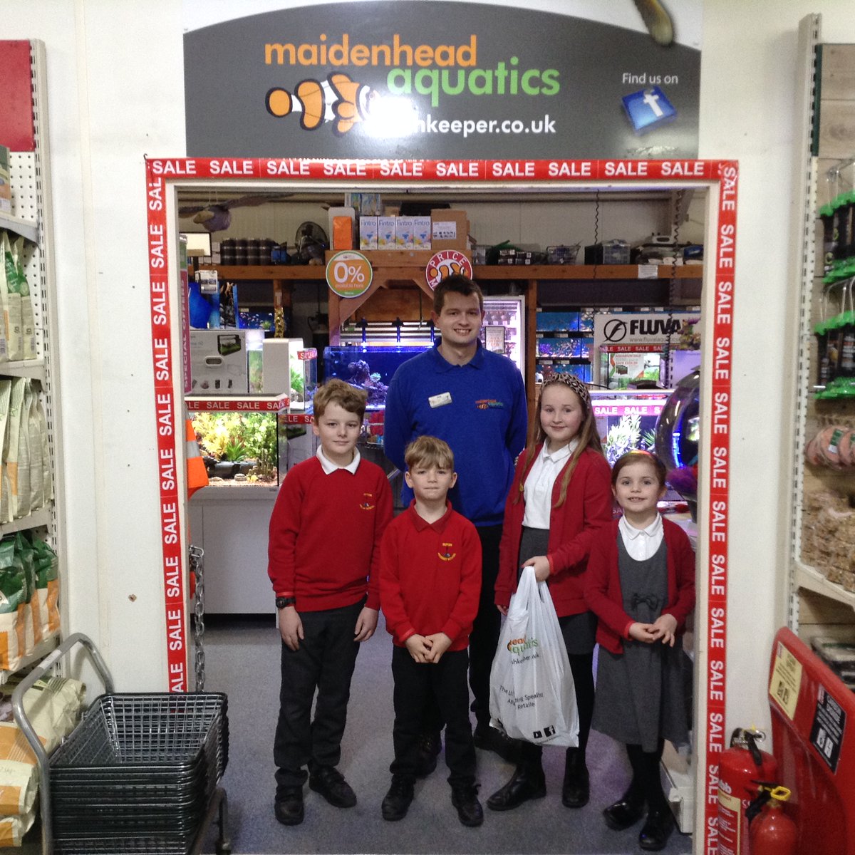 Today, 4 lucky RPS Superstar wristband children went to Findern Garden Centre with Mr Tague to collect some new fish for our fish tank. They were also treated to a snack and a drink in the cafe <a href="/dobbies/">Dobbies</a>