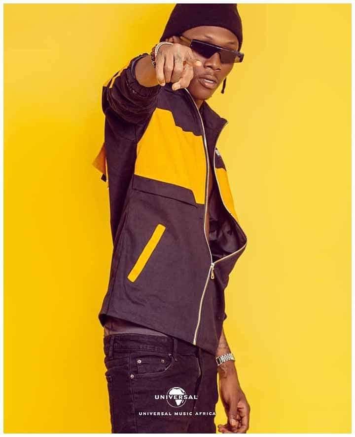 Le Sorcier vivant <a href="/OfficielVano/">Vano Baby</a>  🙌🏾🦅
#Bella son dernier clip est sur Youtube. youtube.com/watch?v=HCSr8U…
Le titre est toujours disponible sur les plateformes légales d'écoute et de téléchargement. ✌🏾🇧🇯
#AzotègbèdéMusic #Bella #UMA