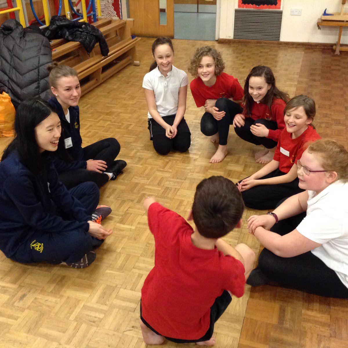ReptonPrimary's tweet photo. We also had a visit from 4 students from @ReptonSchool  to deliver an after school sports session to some of our year 5 and 6 pupils. It's great to have this link between the two schools. The children really enjoyed the session. https://t.co/vrgbEIMoe1