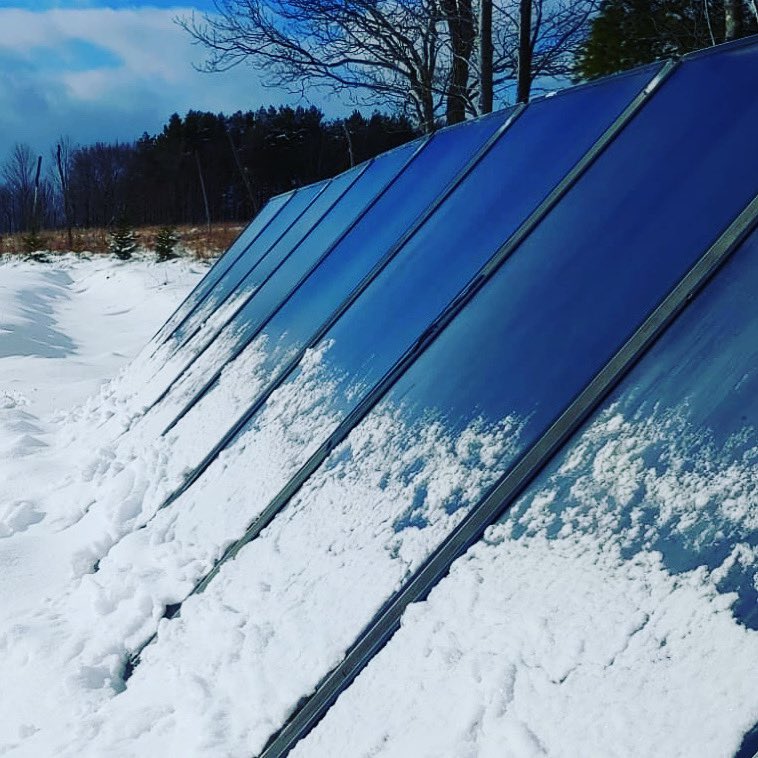 igsithaca's tweet photo. Our #solar systems don’t mind some snow. They are still producing energy. 
You cannot believe that? Let’s us tell you why: https://t.co/NGoJUGDVnh ❄️ #solarenergy #renewableenergy #renewables #greenenergy #winterseason #wintertime #winter #winterwonderland #UpstateNY #newyork #ny https://t.co/Co17xEmgPU