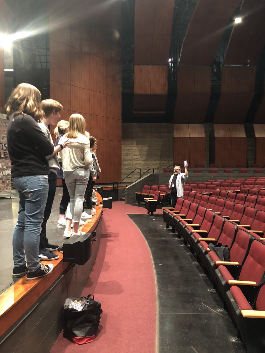 chanhightheatre's tweet photo. Video conferencing with Laura Lundgren Smith, playwright, on the anniversary of Bloody Sunday #powerful #theshapeofthegrave #somanygreatquestions #wearechan #thestroupe7789 #notsurebutrandymightbegettingemotional https://t.co/s4mtUl8ELh