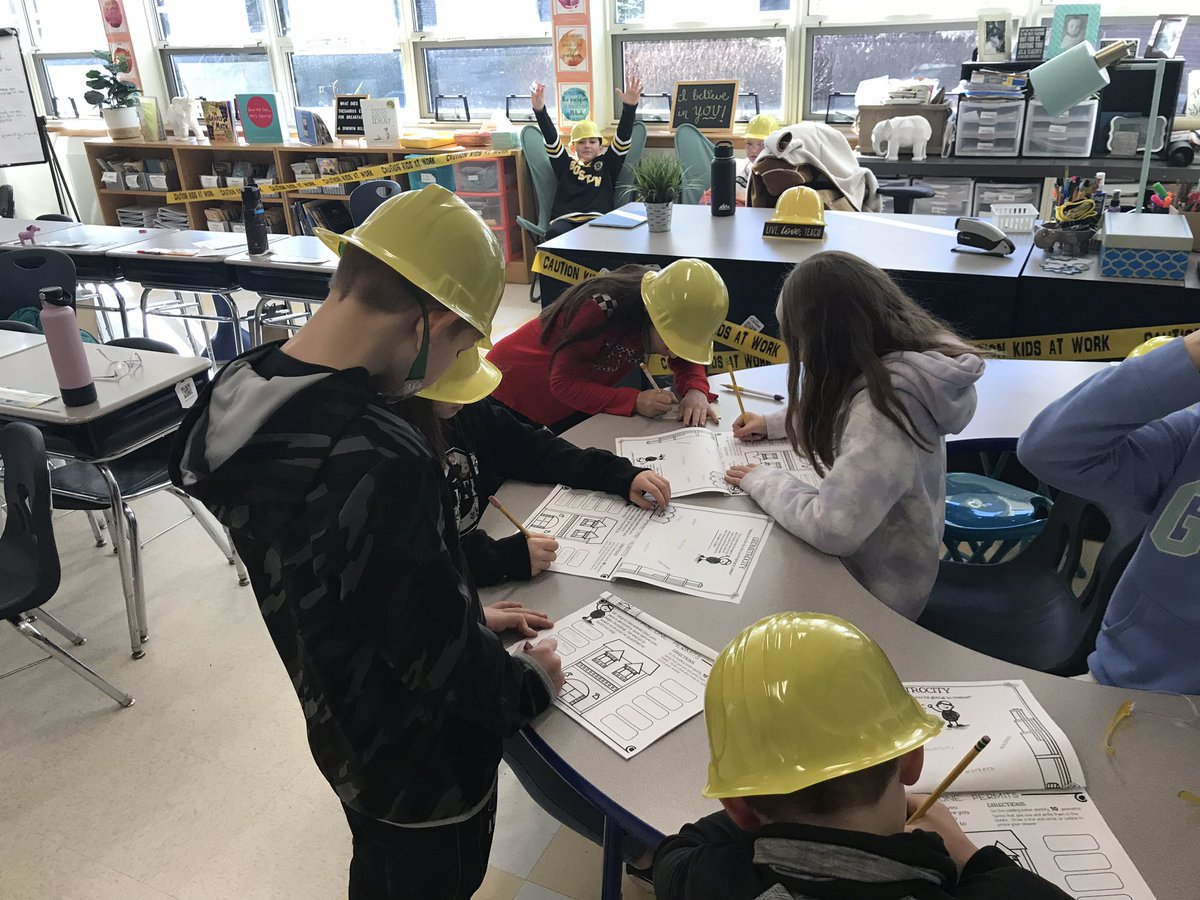 MrsGeorgeHHS4's tweet photo. We had a blast journaling about the perfect city, applying for permits, planning, and building a city using our knowledge of geometry! #geometrycity @CPerrySTEM @MrsWyland_HHS https://t.co/bzDapbbG8z