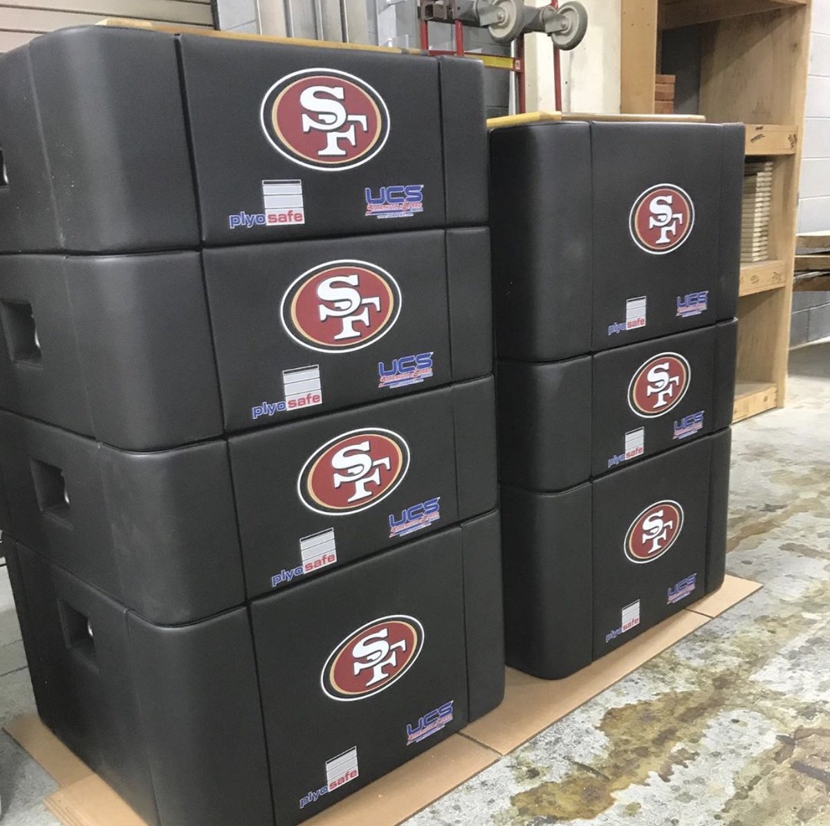 UcsStrength's tweet photo. Train Strong > Result: SuperBowl #EquipToWin #SuperBowl #49ers #SanFransisco #plyometrics #plyobox #eliteathlete https://t.co/WMkRkRhQkG