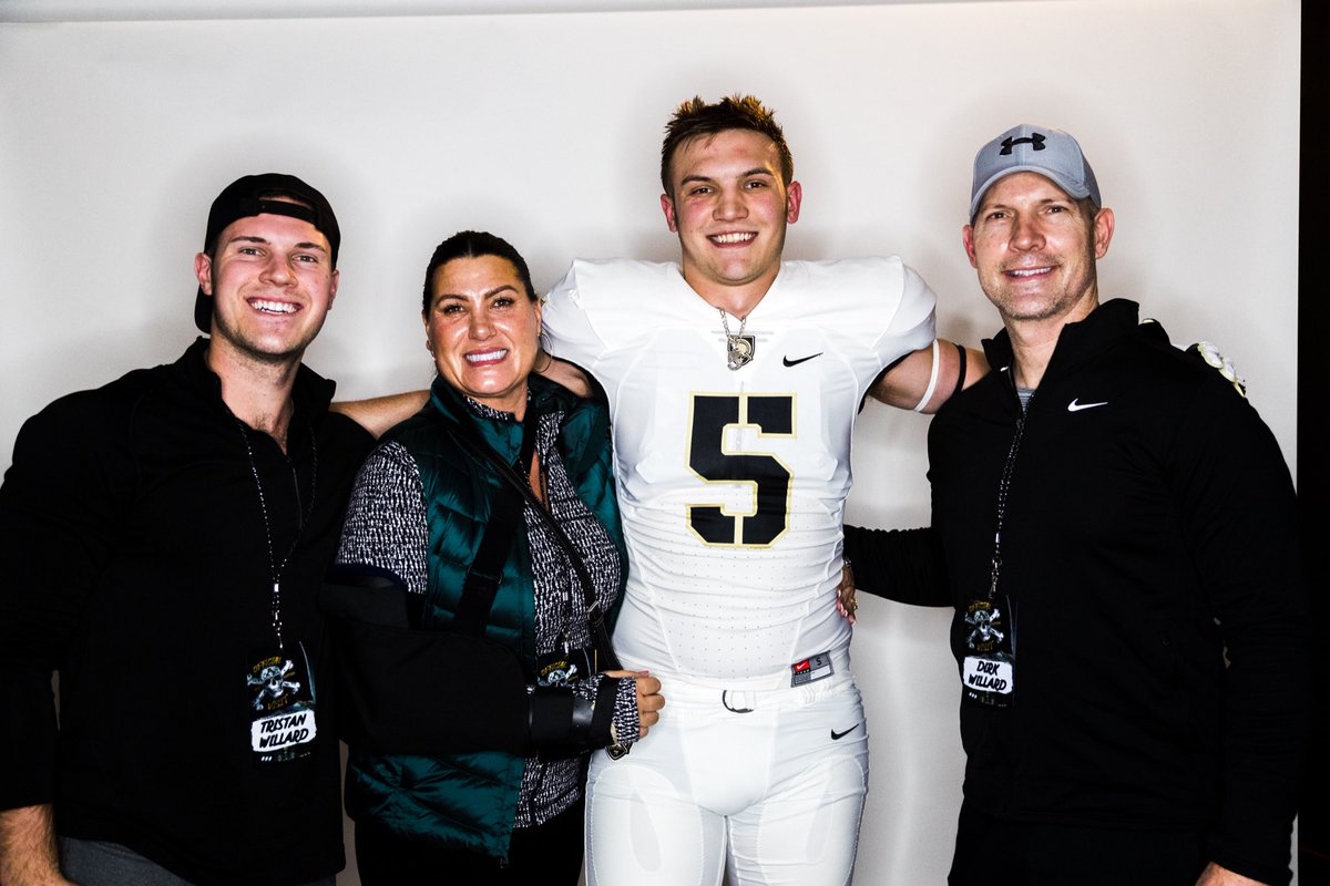 Beyond Excited and Thankful to announce I am 105% committed to The U.S. Military Academy (West Point)❗️