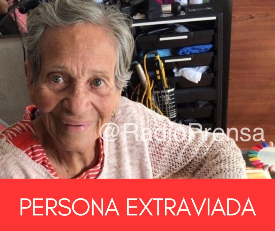 RadioPrensa's tweet photo. 🔴 #SiempreAlerta
PERSONA EXTRAVIADA
Vecina de Villa Francia #Melipilla pide ayuda para encontrar a adulta mayor que desapareció. 
Su nombre es Olfa, padece Alzheimer y viste pantalón azul y polera gris. Se le vió caminando por Avda. José Massoud. Cualquier info al +56944626520. https://t.co/zRNSGccicb