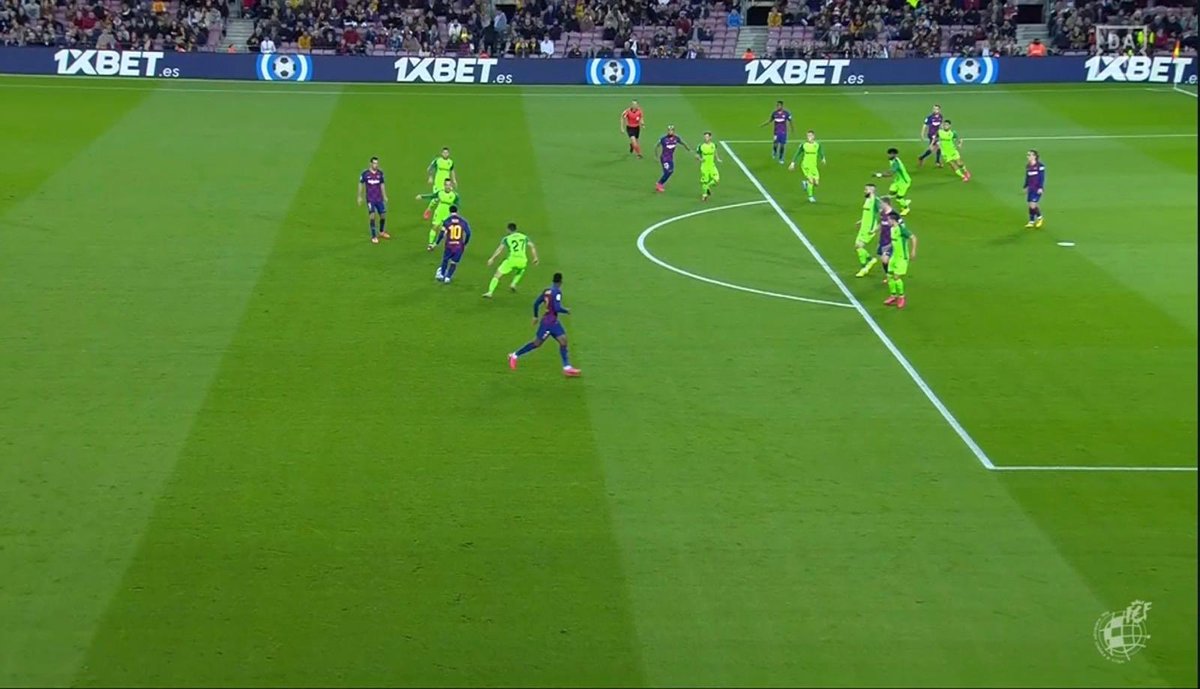 10delBarca's tweet photo. ¿Hay fuera de juego de Alba en el gol anulado a Griezmann?: ⚽️
By @naxotellado #FlorenVAR
🔁 No
♥️ Si https://t.co/JByG4ch15I