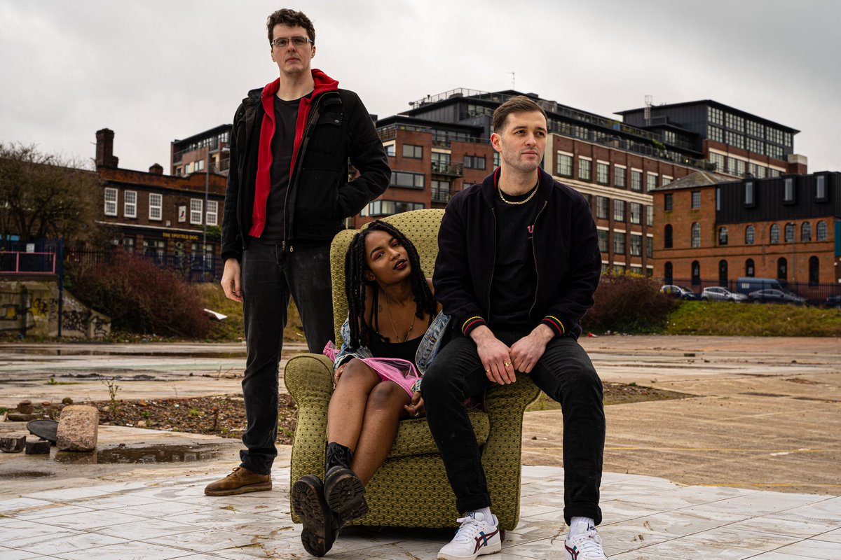 lyciomusic's tweet photo. It's outta line.
#lycio #nightfall #somebody #discoverbirmingham https://t.co/zcGhmwqMGT