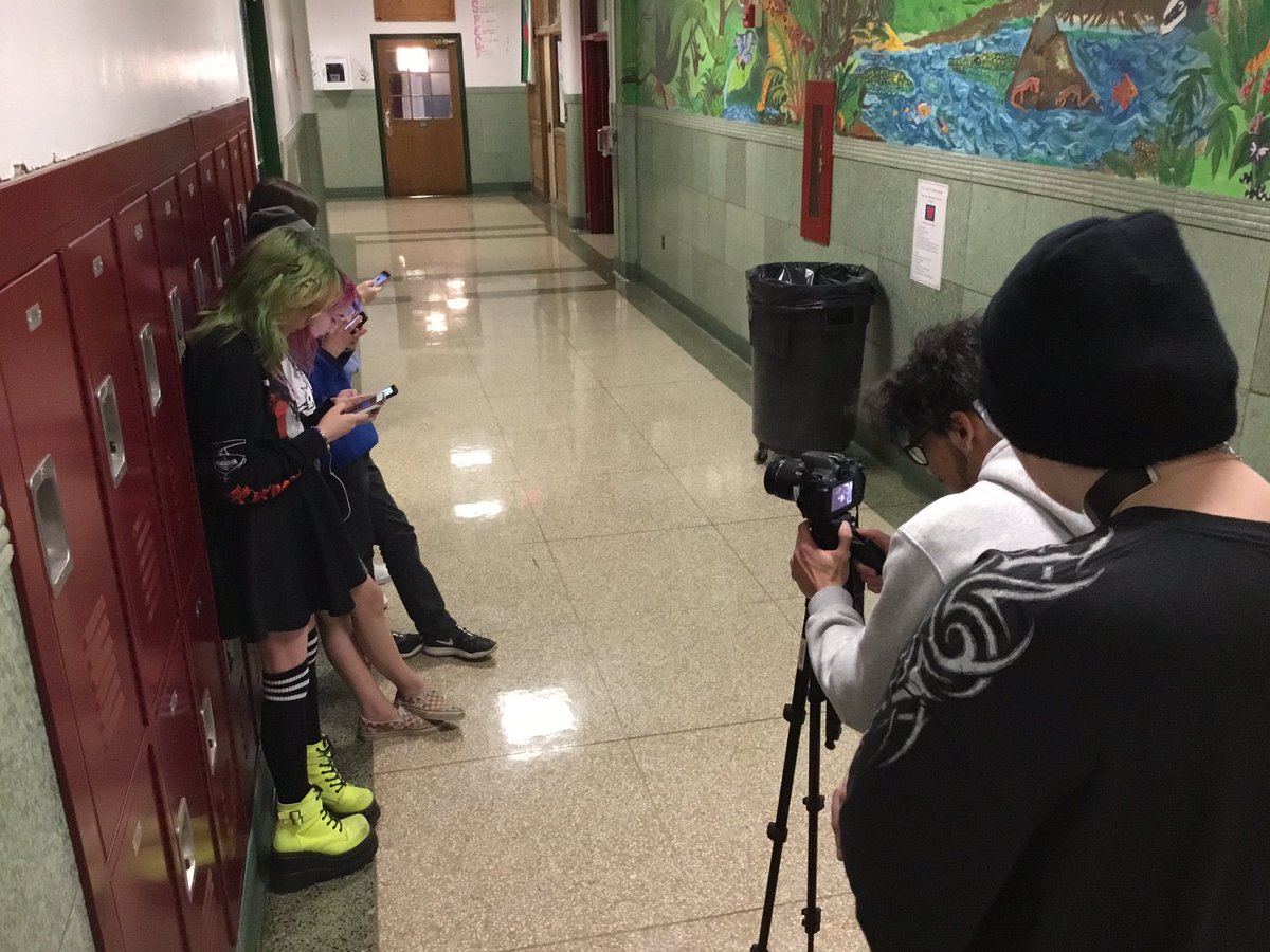 attleseychris's tweet photo. Thanks to The Art Effect for teaching Arts Integration about B roll and stop animation to make documentaries! 
Check out our documentaries at the STEAM it up! Bistro night at WJHS Friday March 27 6-8pm to celebrate YAM @youthArtMonthNY @WJHSL3 @WCSDBKING @The_Art_Effect @WJHS75 https://t.co/KvQlR4mkHP