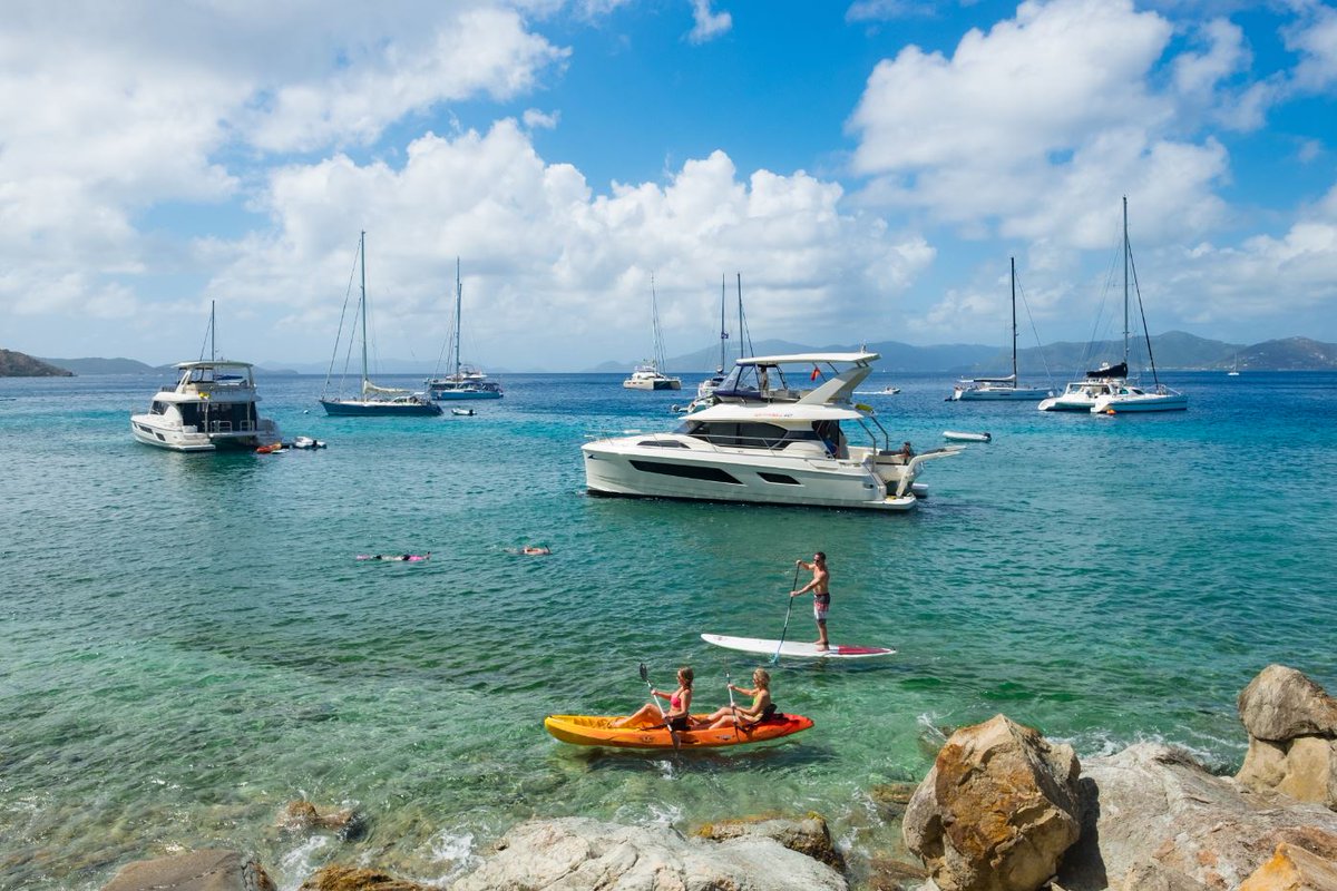 MarineMax's tweet photo. Chartering a #PowerCatamaran in the #BritishVirginIslands with kids is 100% do-able. Check out these 7 tips for #TravelingWithKids.  https://t.co/czPV2REGvm. @MMAXVacations https://t.co/el2eQn6EY5