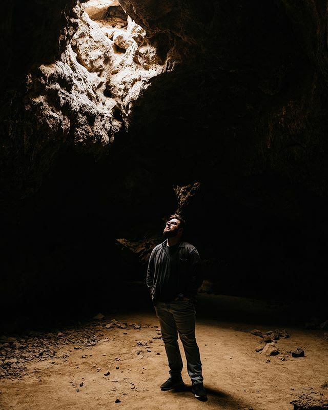 Another self portrait? Who am I? Lol. This was from a trip to a light tunnel out in the Mojave my uncle and I have been planning for around 4 years. Glad I finally got to experience it.
•
•
•
•
#justgoshoot #kitsapportraits #professionalportraits #ag… ift.tt/317a7Z0