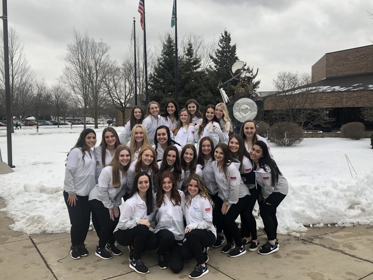 GHS_ILathletics's tweet photo. @GHS_Geneva Dance Team leaving for @IHSAState Good Luck Vikings! https://t.co/ACTcMLLJgO