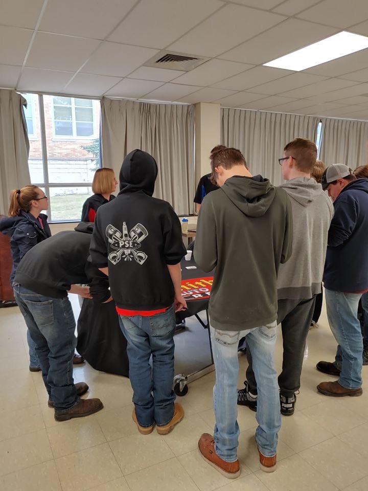 FaithfulAuto's tweet photo. So happy to be asked to participate in Lapeer Family Literacy Center’s job fair!  We really enjoyed talking with some of our future work force young people!  They have a bright future ahead of them! #faithfulauto #familyliteracycenter #questhighschool #northbranchmi https://t.co/6PfJYJWjsb