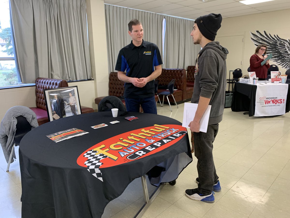 FaithfulAuto's tweet photo. So happy to be asked to participate in Lapeer Family Literacy Center’s job fair!  We really enjoyed talking with some of our future work force young people!  They have a bright future ahead of them! #faithfulauto #familyliteracycenter #questhighschool #northbranchmi https://t.co/6PfJYJWjsb