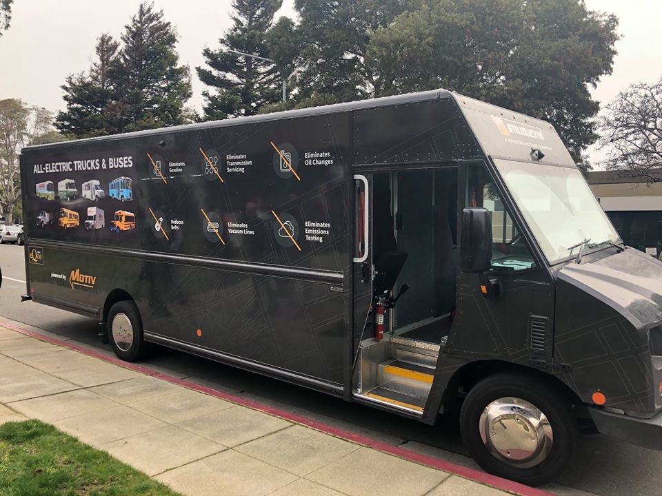 NationsBus's tweet image. ⚡️A chilly but exciting visit with @Motivps at the Motiv Power Systems facility in #NorCal today!

#nationsbus #coasttocoast #shuttlebus #transportation
