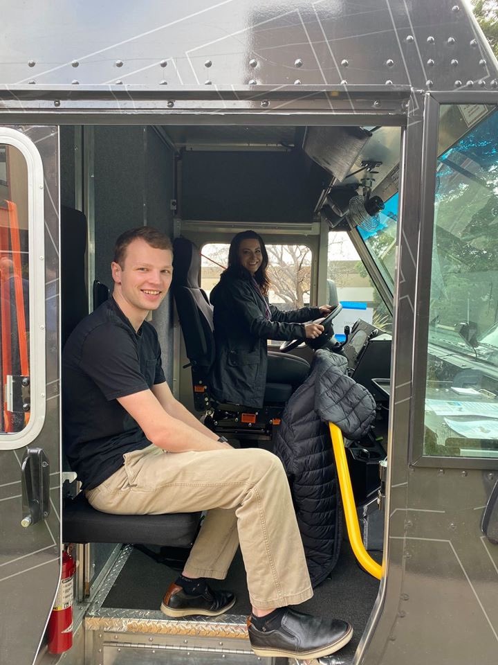 NationsBus's tweet image. ⚡️A chilly but exciting visit with @Motivps at the Motiv Power Systems facility in #NorCal today!

#nationsbus #coasttocoast #shuttlebus #transportation