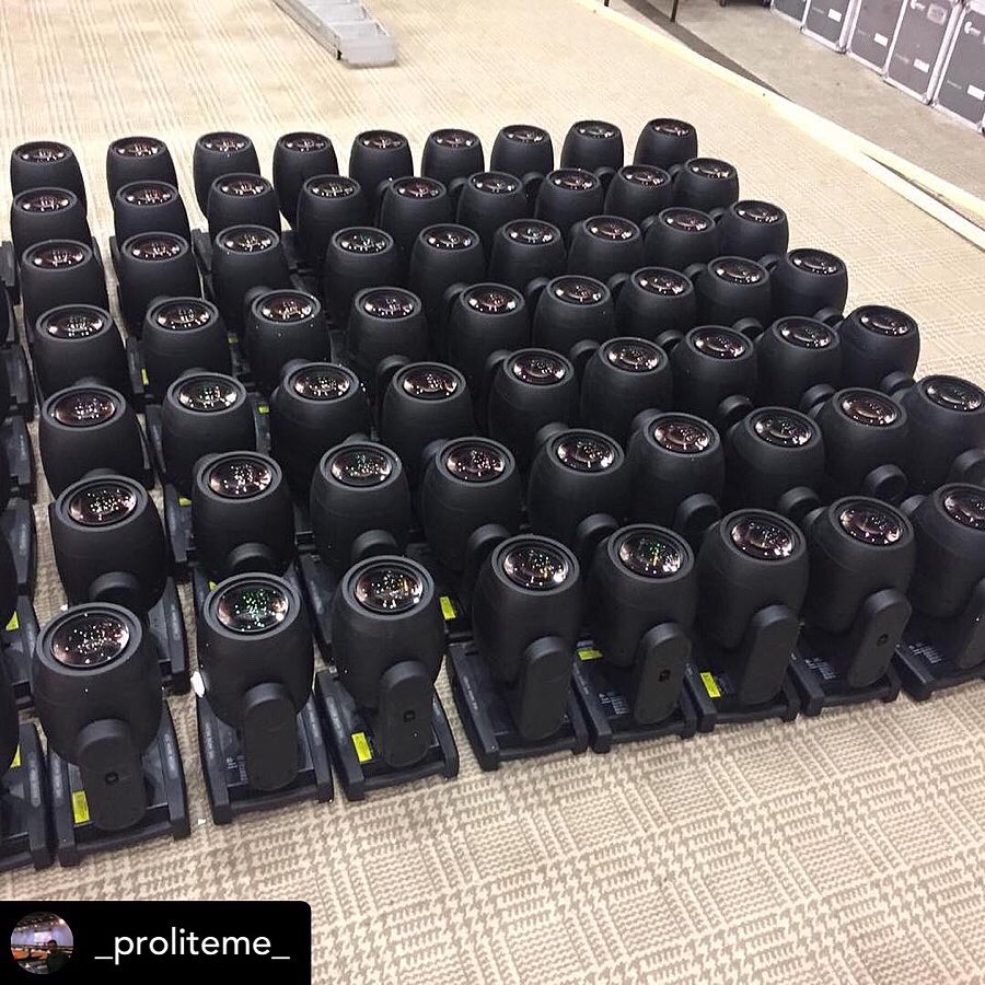ClayPakyNews's tweet photo. #throwbackthursday with our Axcor 300 fixtures delivered to Prolite ME, Dubai 🇦🇪

#claypaky #axcor300 #proliteme #uae #tbt https://t.co/5o8DtuZl2b