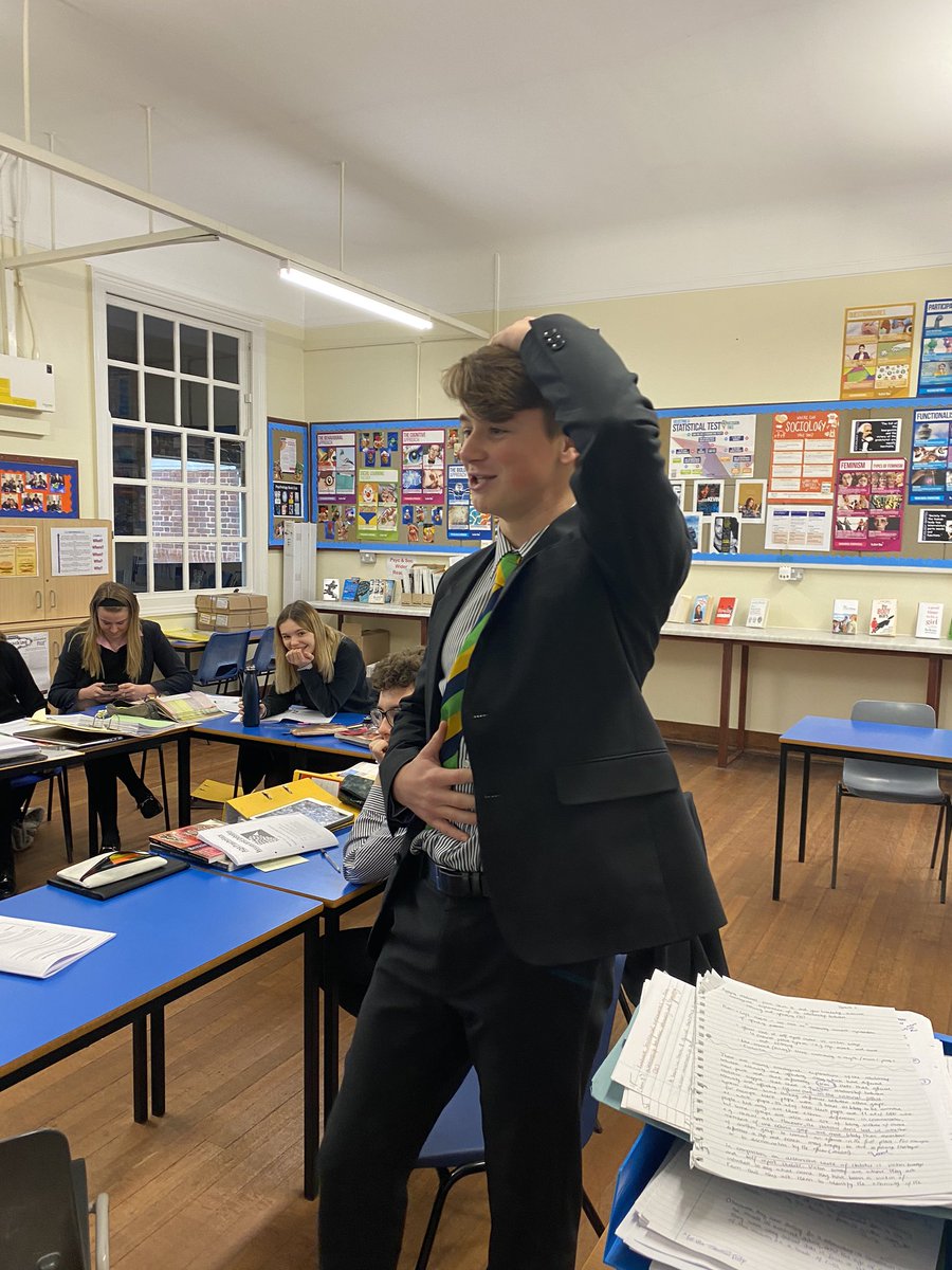 RHSpsychodept's tweet photo. It was girls vs boys today in the psychology classroom. The year 13s were given a variety of tasks to test who was the superior gender... what they went on to learn was that the tasks contained #genderbias and weren’t very fair! #issuesanddebates #aqa https://t.co/9LWsKcGTQ4