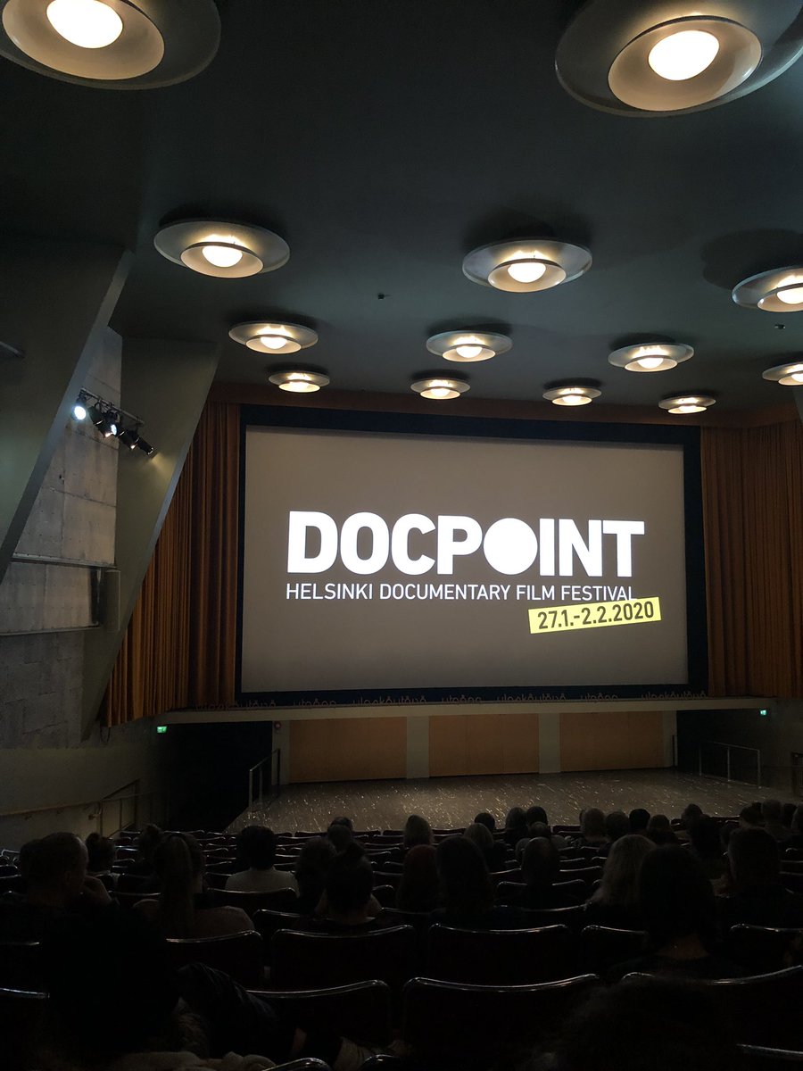 LauraVarja's tweet image. Suru jatkuu eikä anteeksi tarvitse antaa, mutta vihasta voi luopua. #silmästäsilmään Aika rankka.  @DocPointHKI