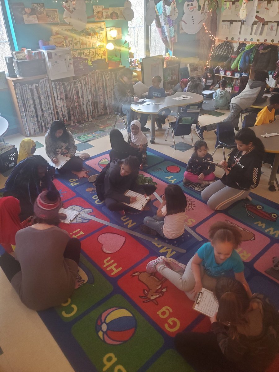 MeganJuhan's tweet photo. Our 6th grade buddies came to visit for the first time!! We are excited to start building relationships with @egideonKCIA students!! https://t.co/9xCalbtHys