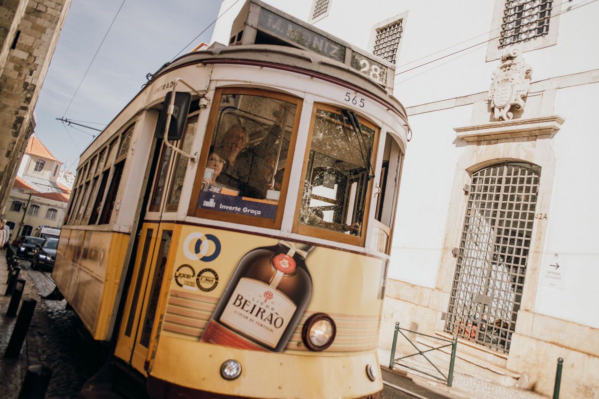 We’re excited to announce our signature tours in our newest destination: Lisbon 🇵🇹 #Takewalks to explore #Lisbon’s monumental sites, enjoy visits to a spectacular castle (UNESCO World Heritage Site), indulge in its pastries & more! Check them out here: http://bit.ly/319HFpe
