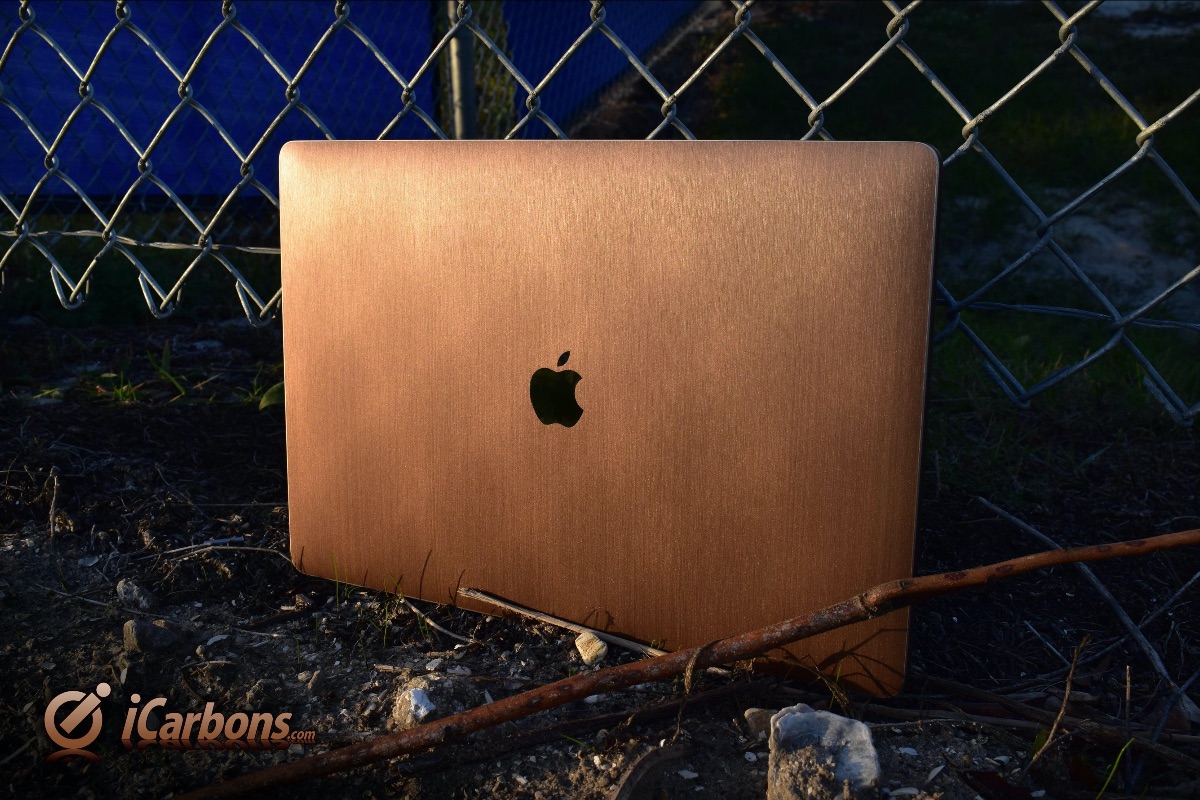 iCarbons.com tweet media