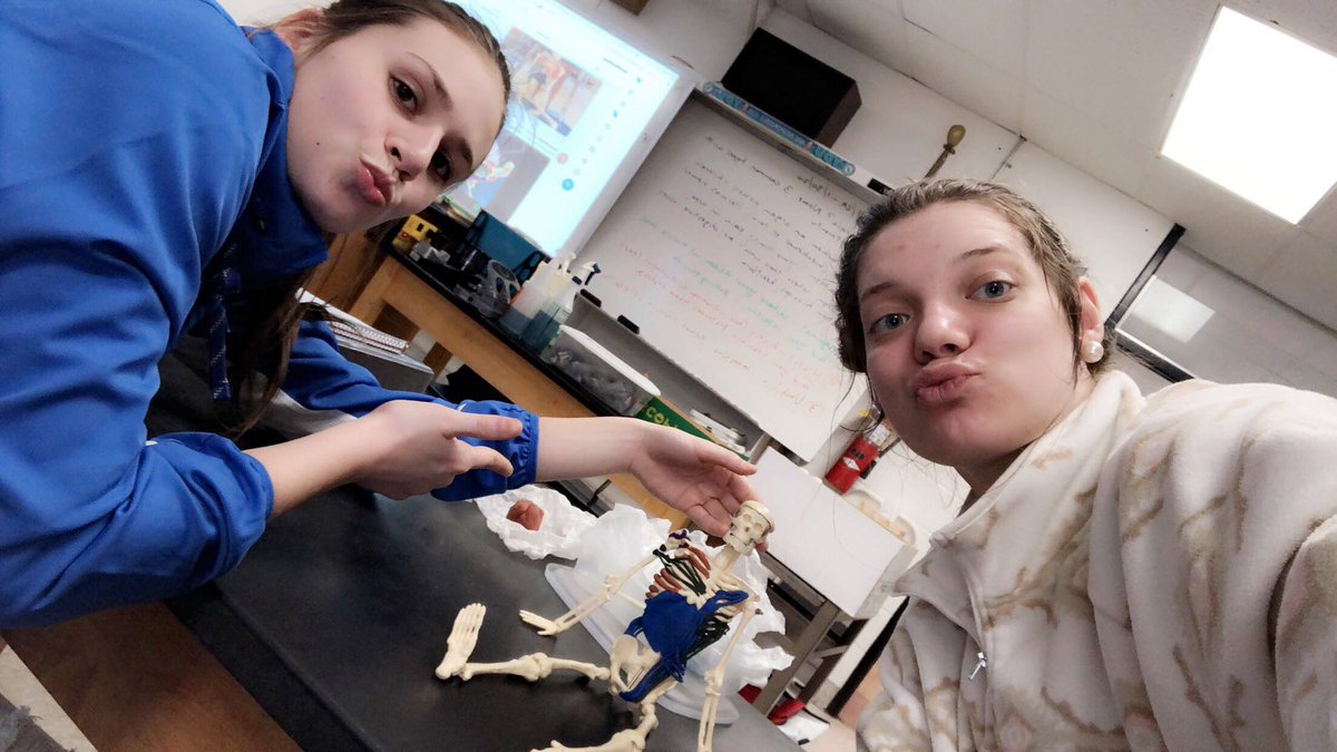 caspenford's tweet photo. #feetsofclay @wl_rwerry https://t.co/ULksv1BEaw