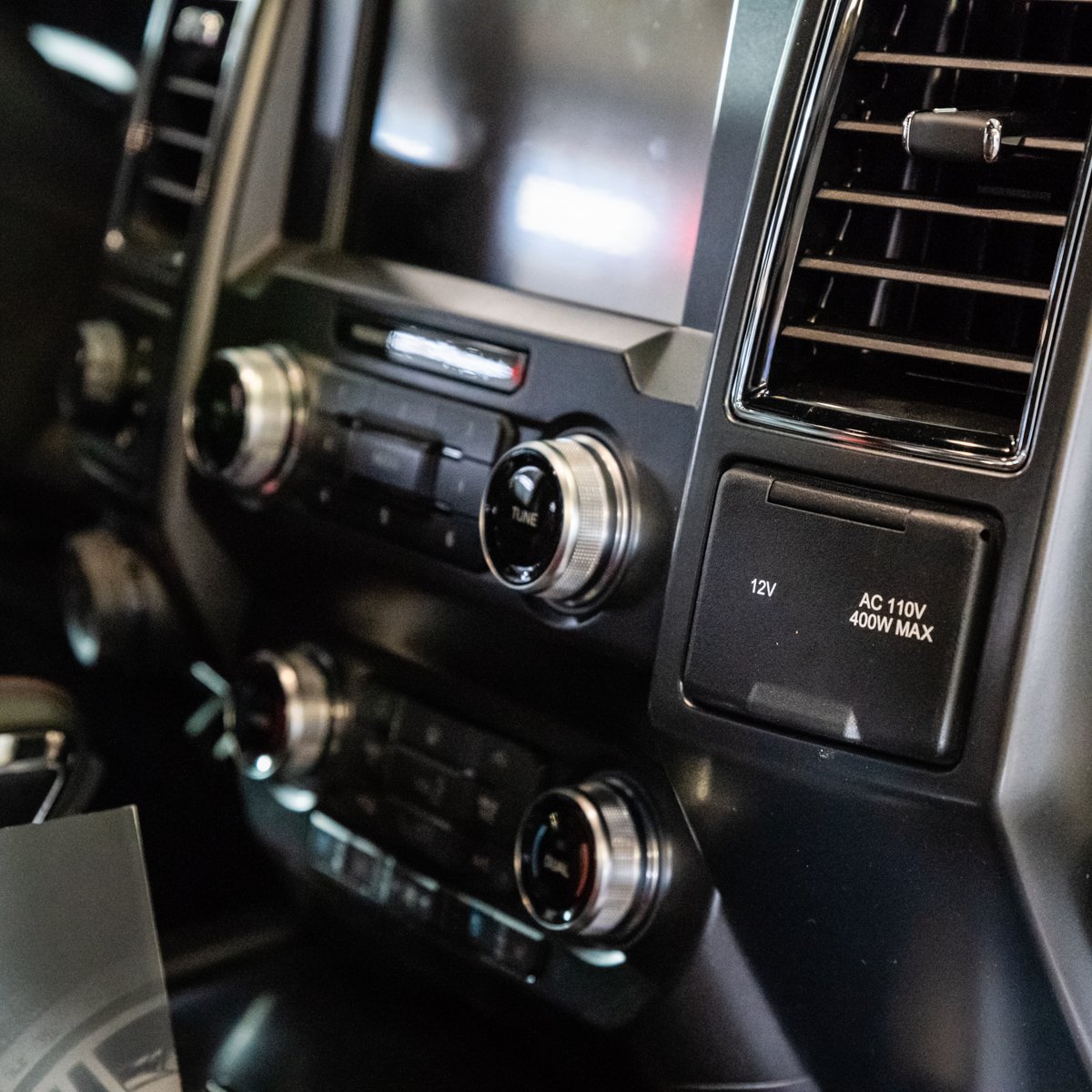 LucentAuto's tweet image. There are just some places your average car wash just can't reach. Let us take care of all those little details.