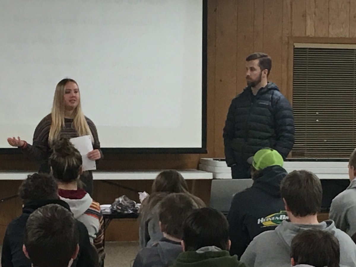 TalkListenAct's tweet image. Thank you to the teens and parents from Onaga and Frankfort, Kansas for allowing Mary Beth and I the opportunity to discuss the importance of mental wellness and suicide prevention. We hope we were able to encourage you all to #TalkListenAct. ❤️

-Joe