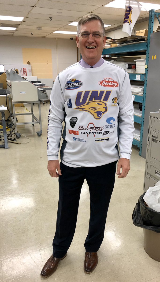 GrafxUni's tweet photo. Loved bringing @presidentatuni into our lab today and making him a custom shirt using our Direct to Garment Printer! https://t.co/fn7IELGZp4