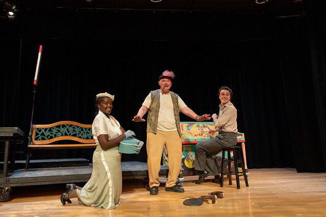Newnatplayfest's tweet photo. Directors, you have 2 days left to apply to direct in #NNPF2020 ! The application deadline is January 31st.  For details visit https://t.co/YgzBY0I3jd https://t.co/Hv84wpfFxy