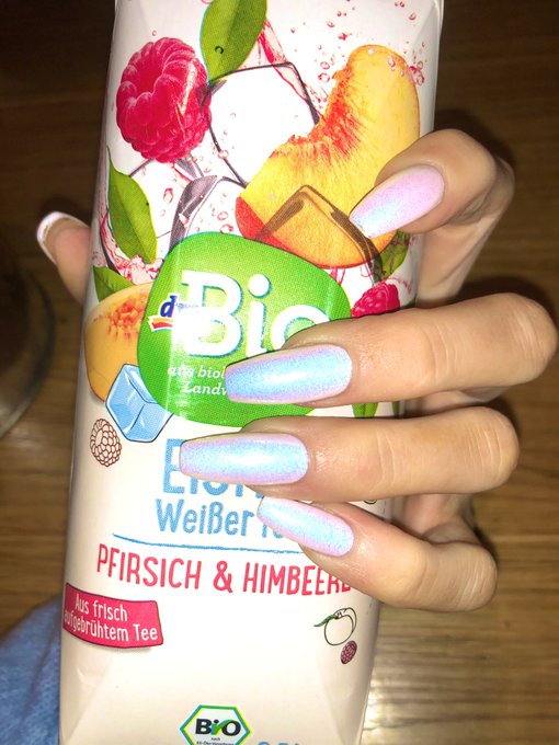 Send me &euro;60 for my cute nails 🥰 https://t.co/lHaJ2TGj9d