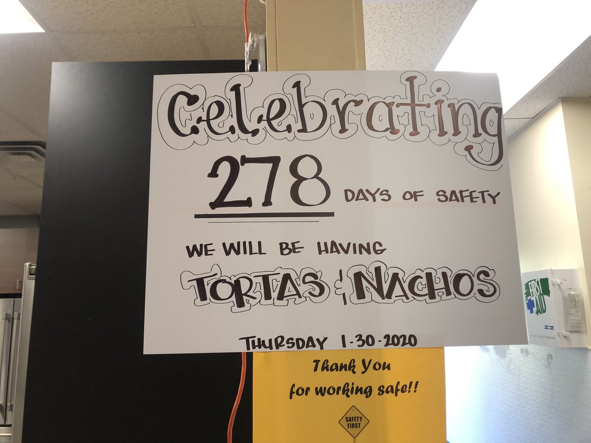 WCHomeDepot's tweet photo. SAFETY!!! SAFETY!!!SAFETY!!!! TODAY WE CELEBRATE 278 DAYS OF SAFETY GREAT JOB GUYS HEADING IN THE RIGHT DIRECTION!! #workingsafe #storebbq #beststoreever #8463 #278daysofsafety #District26 https://t.co/51uq8iDScp