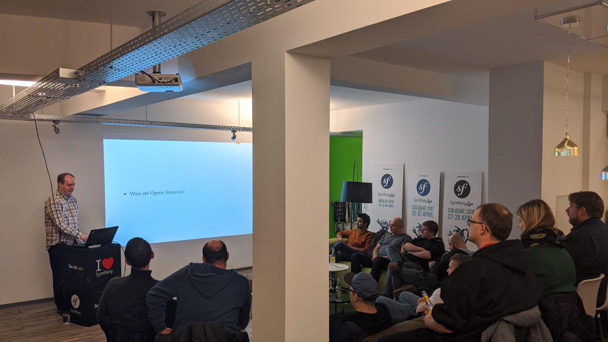 QOSSMIC's tweet photo. Wir starten in die erste #sfugcgn des Jahres @SensioLabsDE mit Sebastian Bergmann. @s_bergmann berichtet über den EU-FOSSA Hackathon sowie die Open Source Beyond 2020 Konferenz. #symfony #opensource #FOSSHackathons  #EUFOSSA https://t.co/5ouBxh9adz