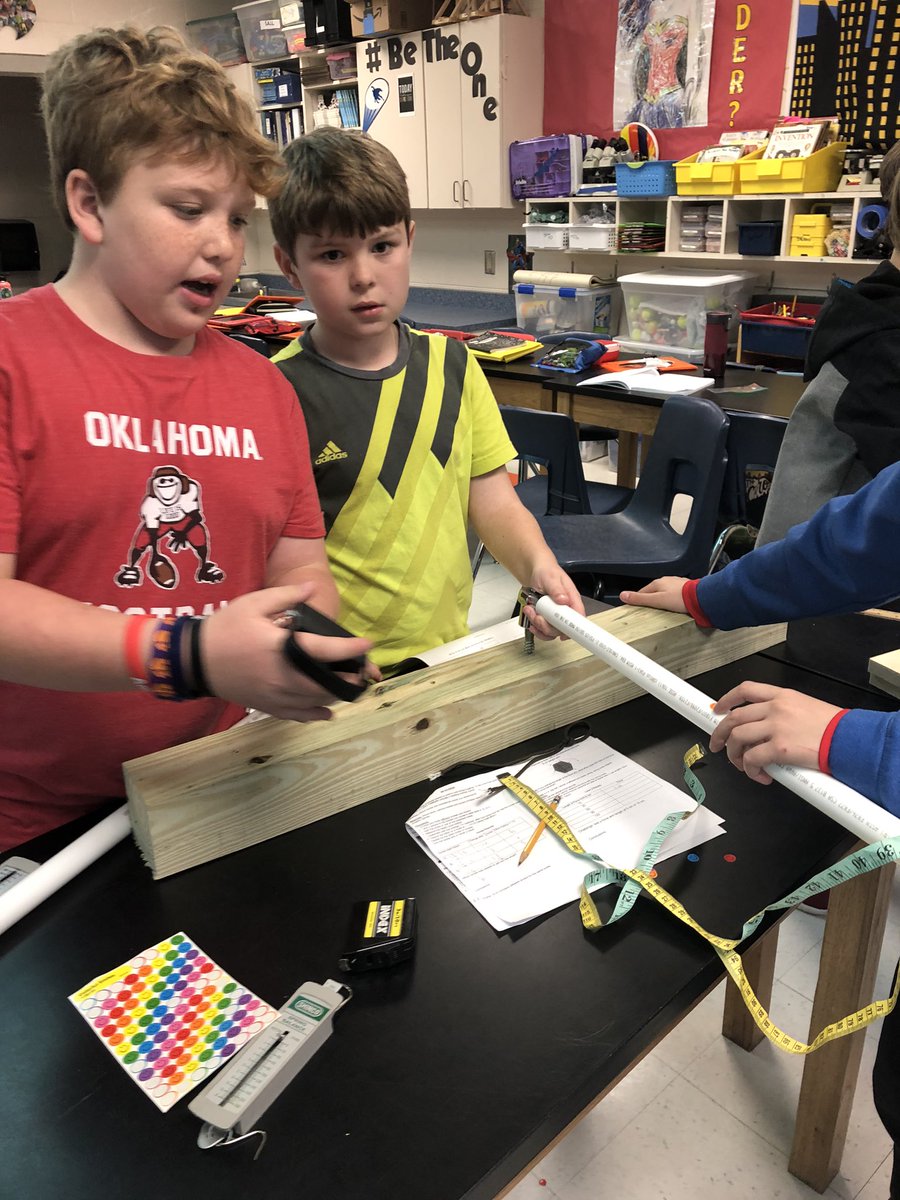ecsetser's tweet photo. 4th graders had a bang up time exploring simple machines today! #loudlearning #funlearning @chpinckneyelem https://t.co/mLfwJxIb93