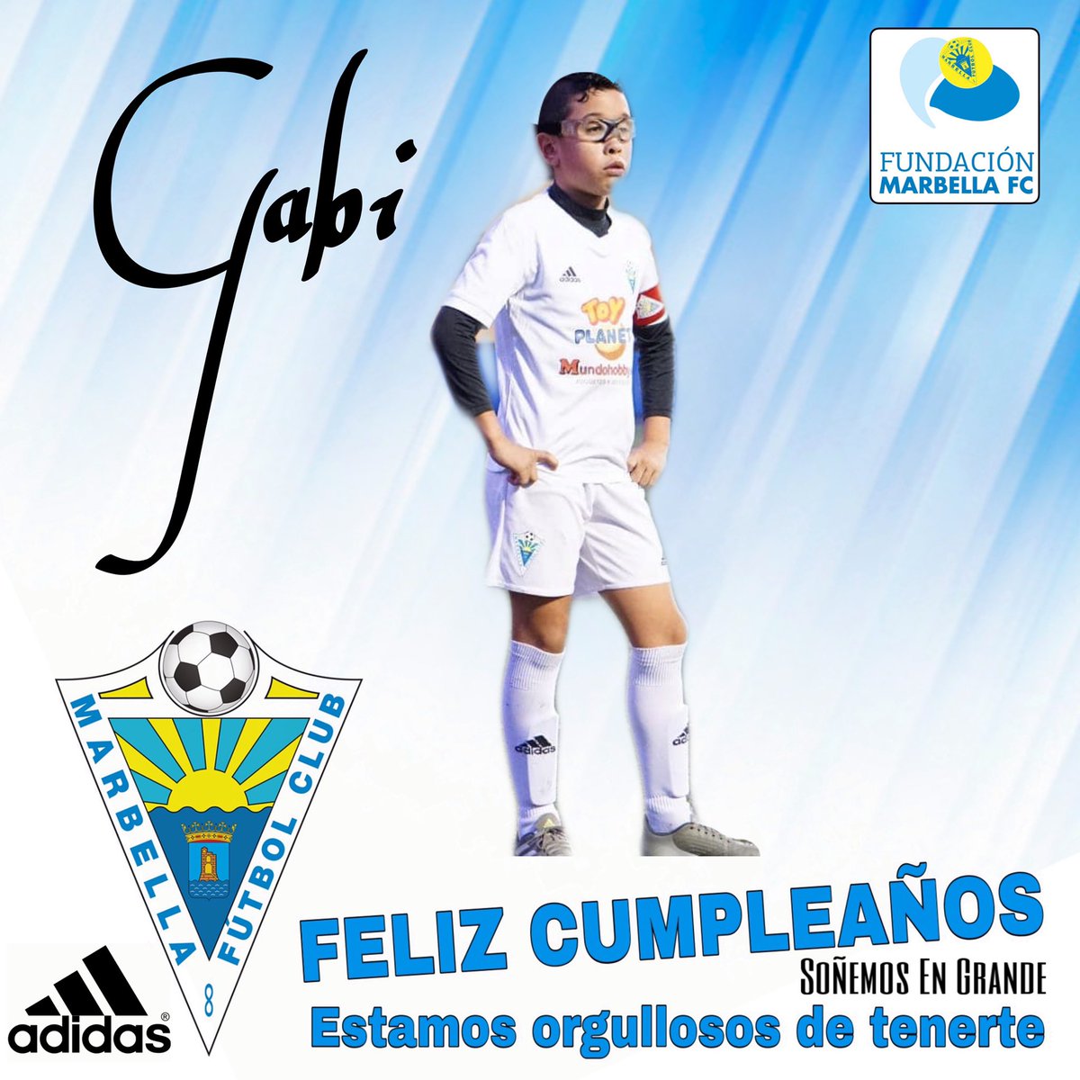 CanteraMFC's tweet photo. Hoy vamos a felicitar a nuestro canterano #GabrielDuarte Benjamin 2ª Andaluza del MarbellaFC⚽️💙 Felicidades!!!🎂 que pases un feliz día crack 🎉estamos orgullosos de tenerte #Gabi 👏 10 años #FundaciónMarbellaFC https://t.co/Te6FceJ1Ec