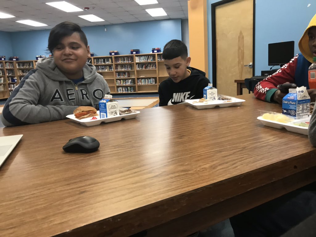 BVCoog13's tweet image. Great session today at @HollandHISD 💪🏽 @HISD_ATMP #AscendingToMen #ATMP #ATMProject #HISDEmpowers