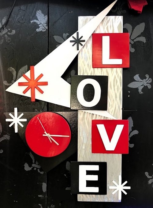 MrTonyViscardi's tweet image. We are so happy, Our “LOVE”clock found a new home. It’s shipping out today to London England, Birmingham west midlands. Shipping pieces to other countries is so freakin cool,not gonna lie!!! #clock #clocks #abstractclock #contemporary #modern #atomicclock #retroclock #homedecor