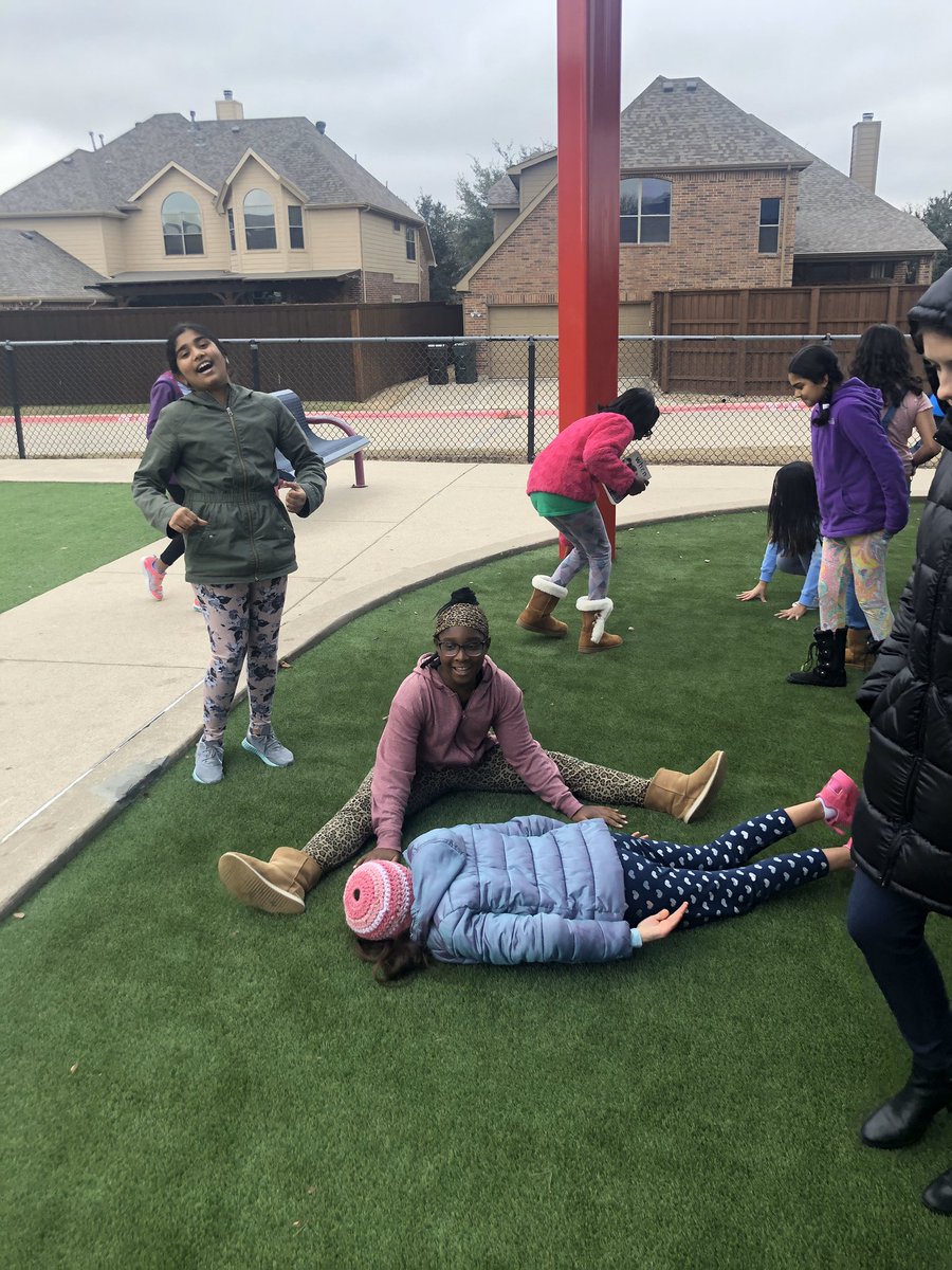 Michele Hearn tweet media