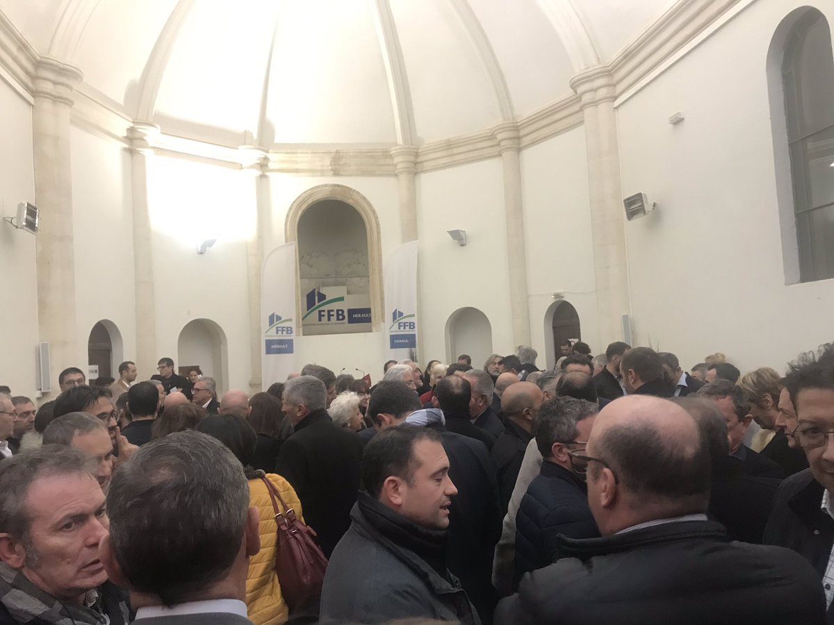 Medef34's tweet photo. @Medef34 @HERVESamuel ▶️ @34FFB ▶️ vœux 2020 : municipales, recrutement, fidélisation des salariés, transition énergétique, lutte contre travail illégal : les adhérents de la #ffb34 ont des enjeux à relever en 2020 @FFBatiment @MedefOccitanie @medef https://t.co/t0okhPj79Y