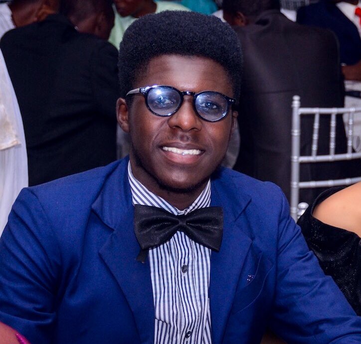 abdool_moh's tweet image. Glory be to God Almighty, My four year journey in ABU Zaria ends with a B.Sc. Political Science (first class honours). Also, the first to obtain a 1st class in Political Science in Ahmadu Bello University in over 50years.
Record Broken, Alhamdulillah!!!👨🏽‍🎓🙇🏻‍♂️