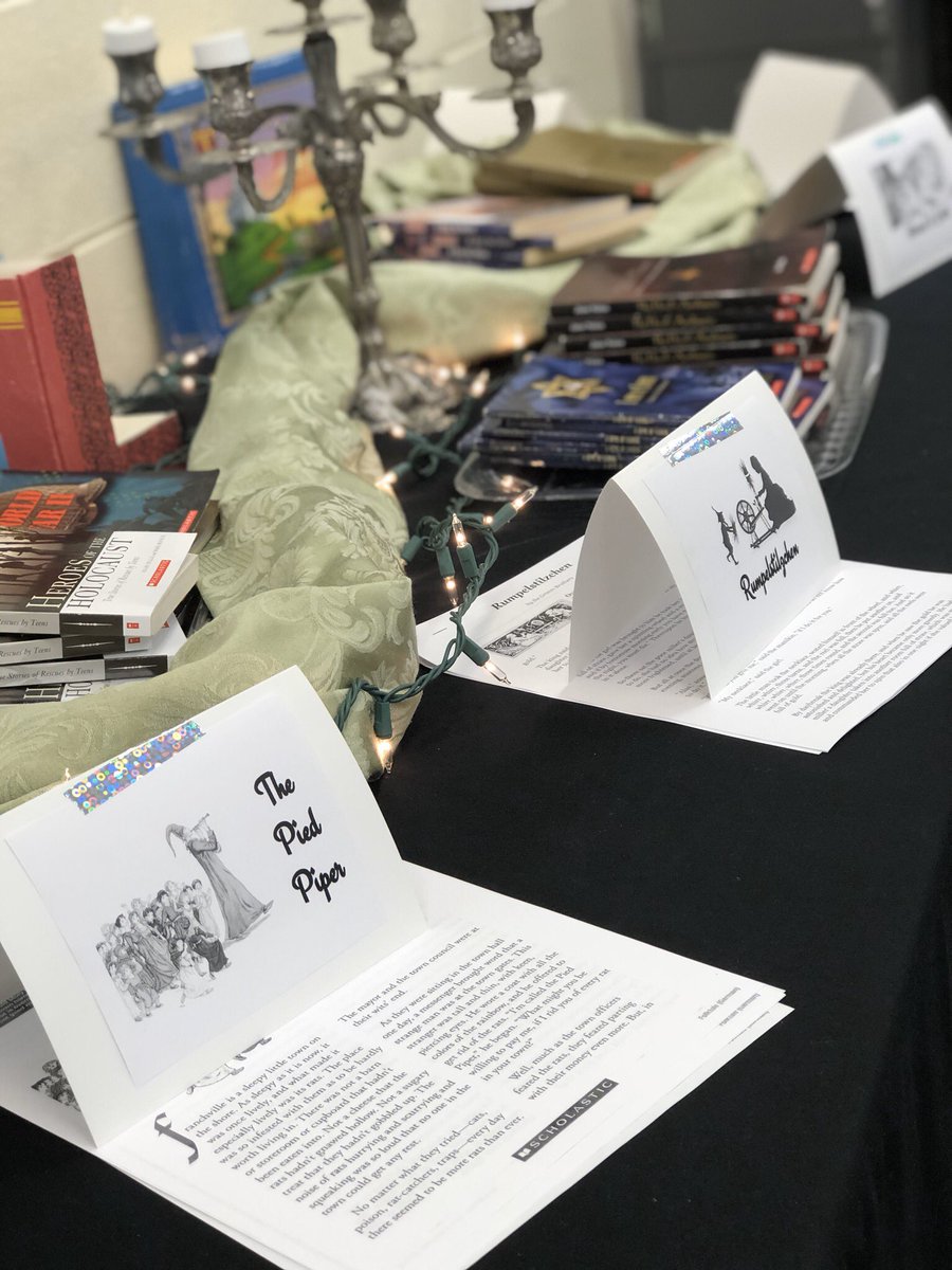 ShannaLaFontai1's tweet photo. In a land not so far away, there was an enchanted classroom full of Royal Readers and Writers that discovered the magic behind fairy tales. @CarverES_RH #seasofadventure #stagetoengage #performancetasks #rcd https://t.co/1gW1FDGrCv
