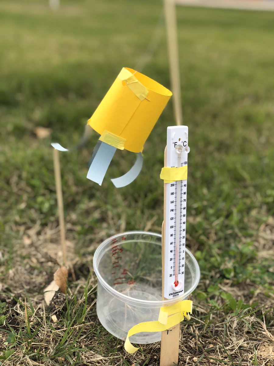 RoadrunnerRicky's tweet photo. 5th grade 5.8A wind, temperature, and rain station. #weathervsclimate https://t.co/AXHKN5O5th