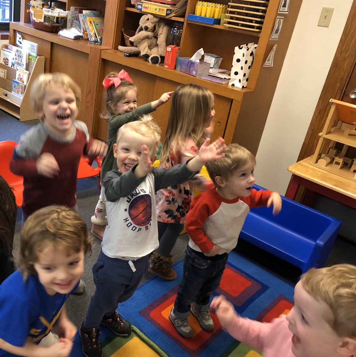 CCLSKennedy's tweet photo. Shake your sillies out! @CCLSChargers https://t.co/Mg9Jop1zBO