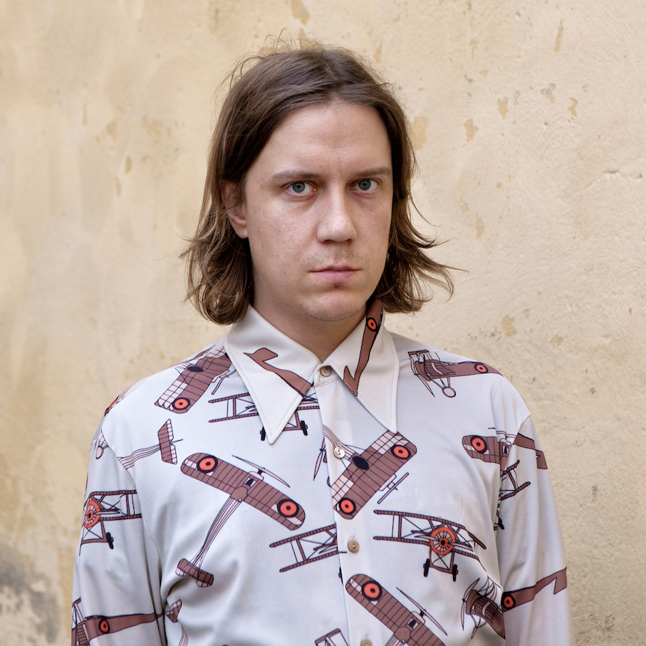 Toimittaja ja kriitikko Oskari Onninen.